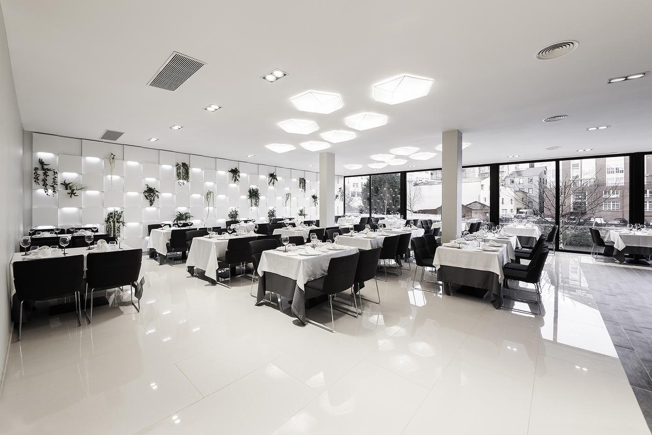 Hotel Cardenal 蒙福特·德·莱蒙斯 外观 照片