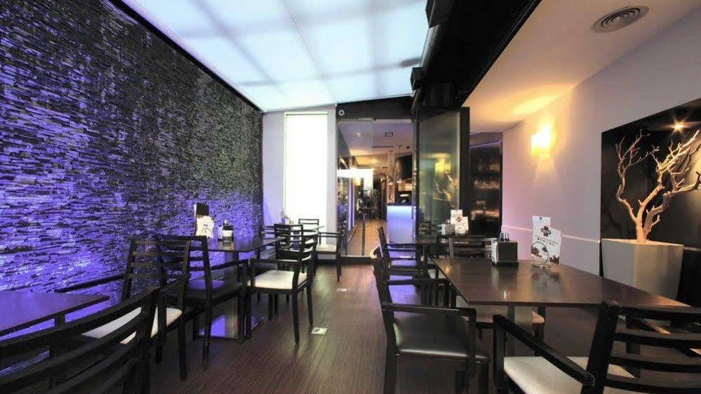 Hotel Cardenal 蒙福特·德·莱蒙斯 外观 照片
